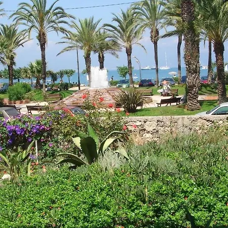 Face A La A *