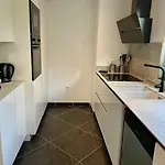 Face A La A Vakantiehuis Antibes