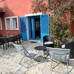 Face A La A Vakantiehuis Antibes
